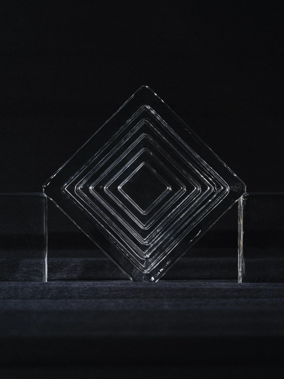 Tesseract 150x150x60mm